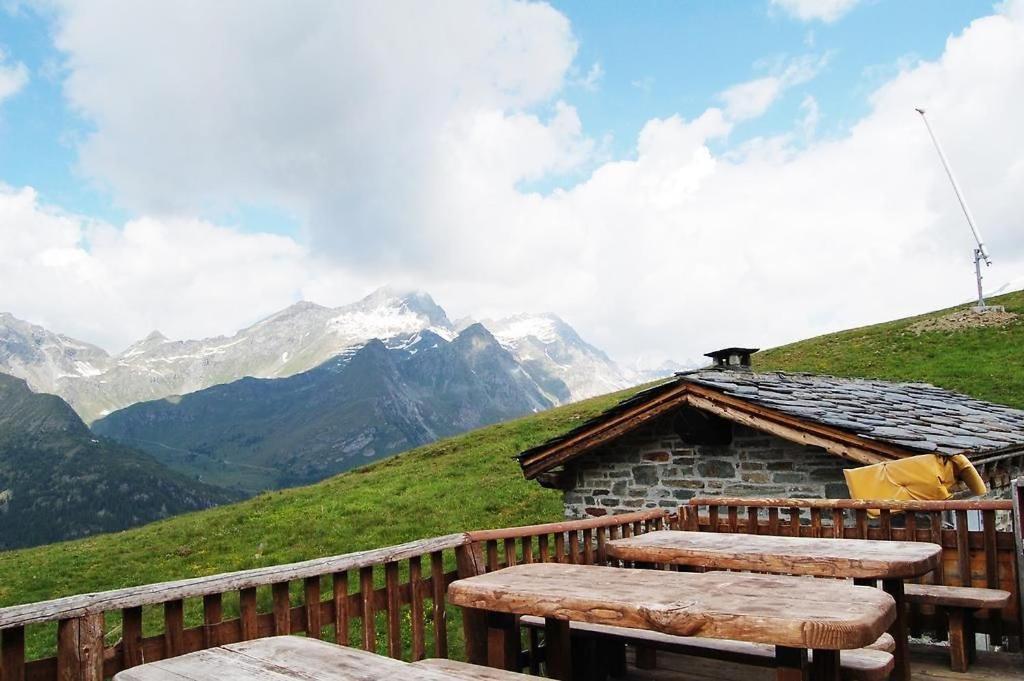 Rifugio Baita Belvedere Champoluc Eksteriør bilde