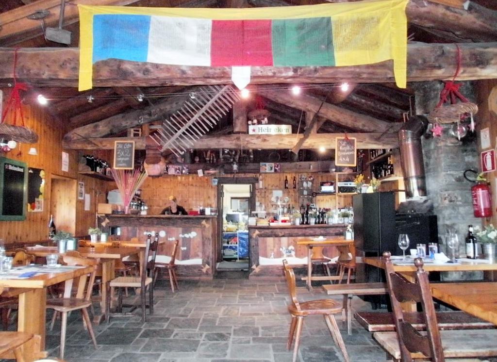 Rifugio Baita Belvedere Champoluc Eksteriør bilde
